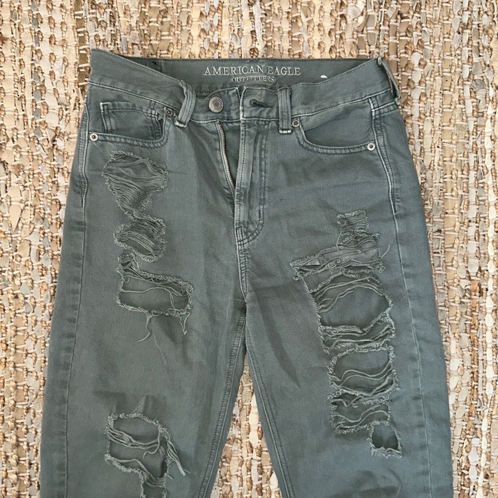 AMERICAN EAGLE BOYFRIEND HIGH RISE JEANS, size 25